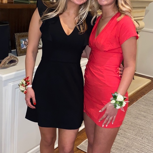 Size XS Red Dress. - Picture 3 of 3